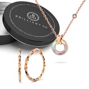 Boxed Pearl Oysters Golden Pendant Necklace with Twisted Hoop Earrings in Rose Gold