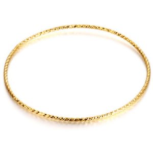 18ct Gold Diamond Cut Bangle Closed